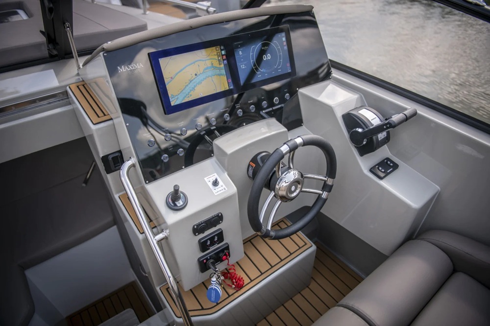 Maxima 800 Cabin — foto 4 van 12