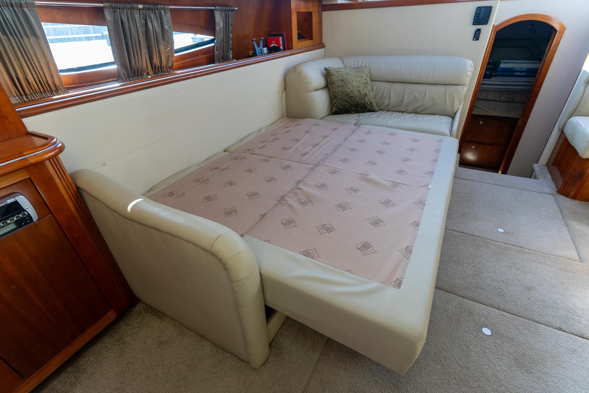 Cruisers Yachts 415 Express Motoryacht — foto 84 van 100