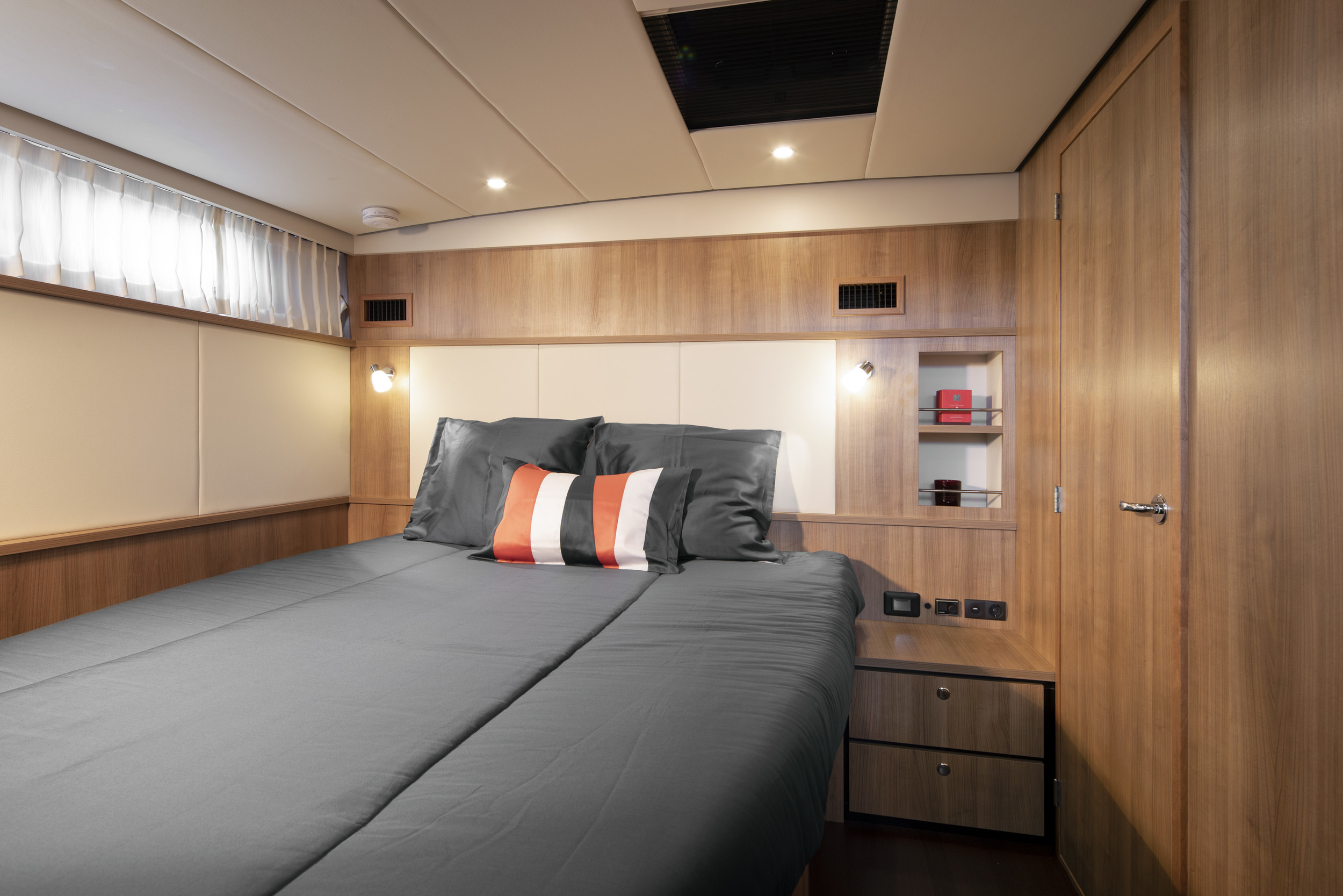Linssen Grand Sturdy 40.0 AC INTERO — foto 21 van 31