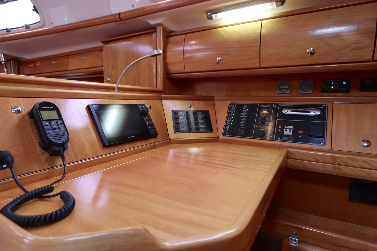 Bavaria 42-3 Cruiser — foto 8 van 86