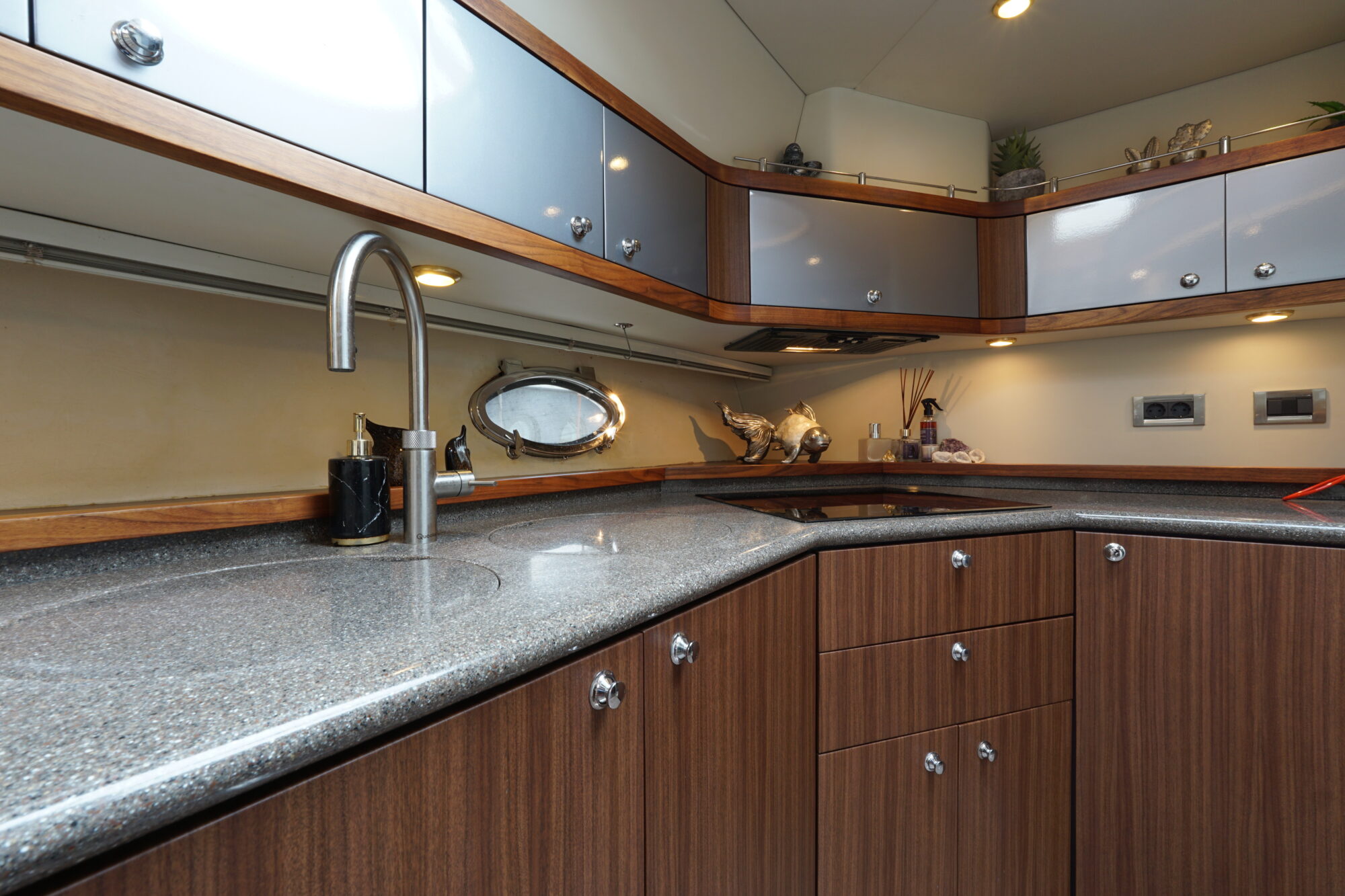 Sunseeker 62 Manhattan — foto 27 van 86
