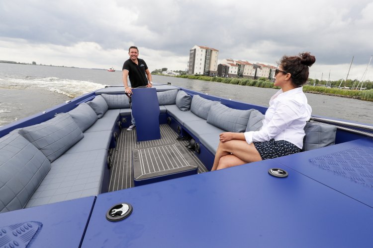 Triple X 800 DE GROOTSTE SLOEPENSHOWROOM VAN NEDERLAND — foto 9 van 22