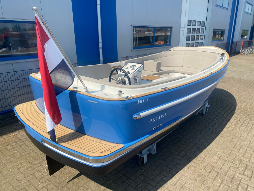Antaris Fifty5 met Vetus 27pk — foto 8 van 12