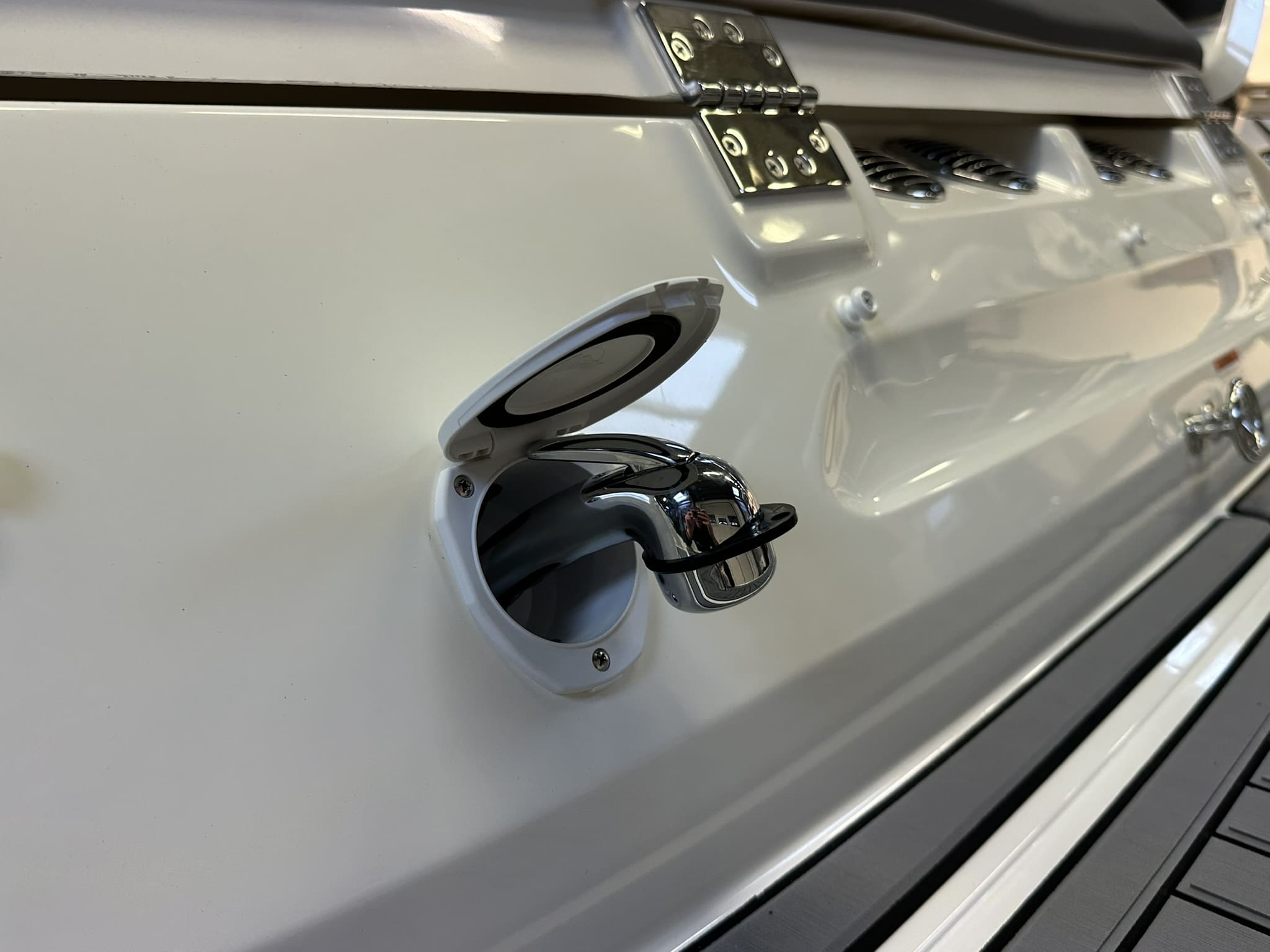 Bayliner VR6 Bowrider — foto 5 van 29