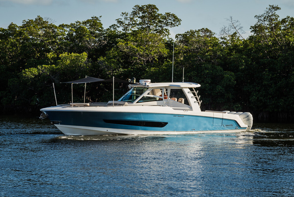 Boston Whaler 420 Outrage — foto 7 van 20