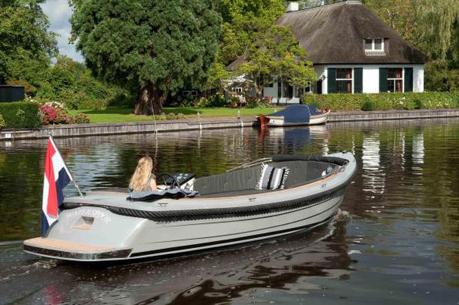 Waterspoor 707 | Luxe diesel/hybride tender | Vanaf €48.950,- — foto 16 van 26