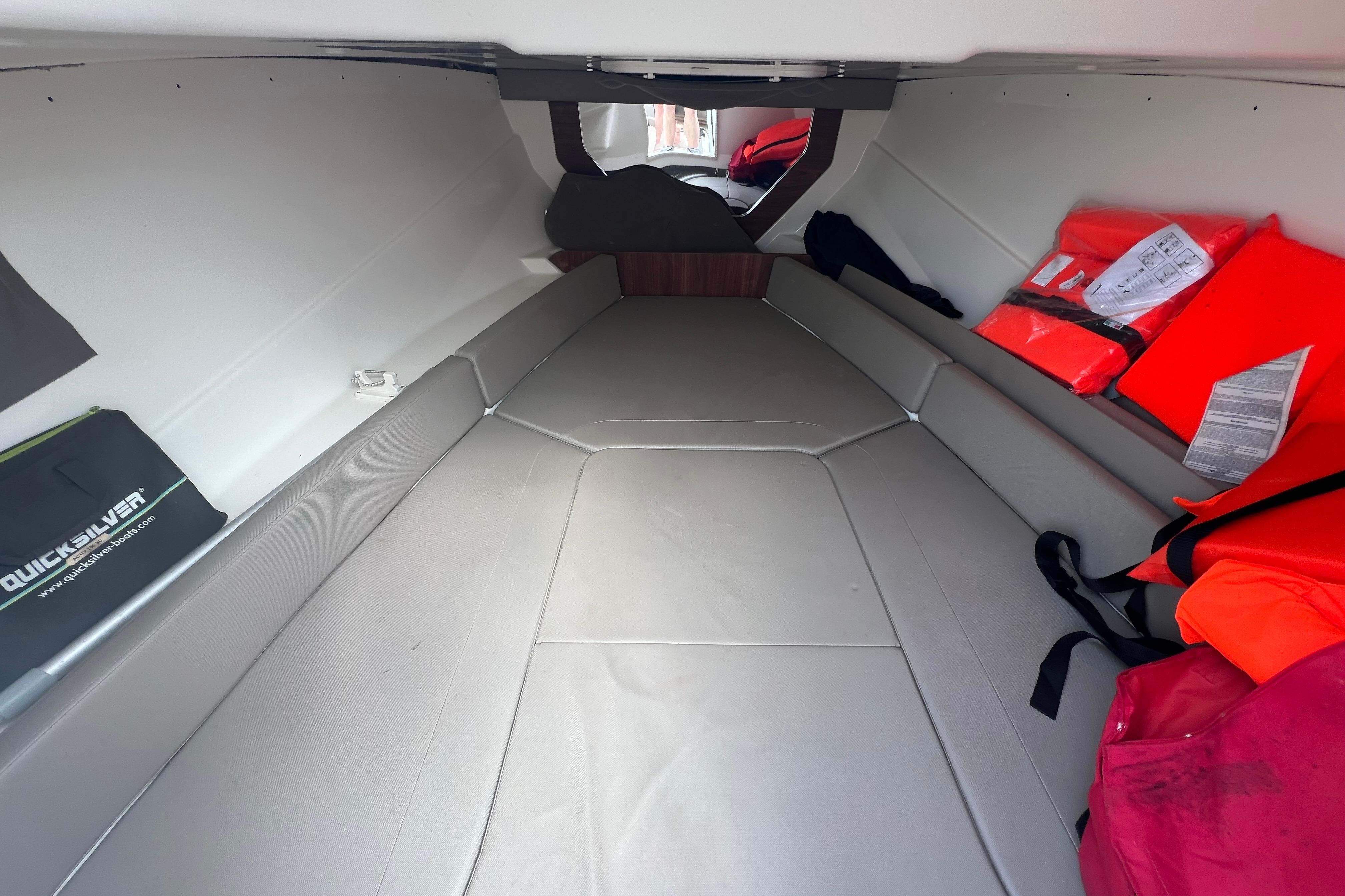Quicksilver Activ 755 Sundeck — foto 12 van 17