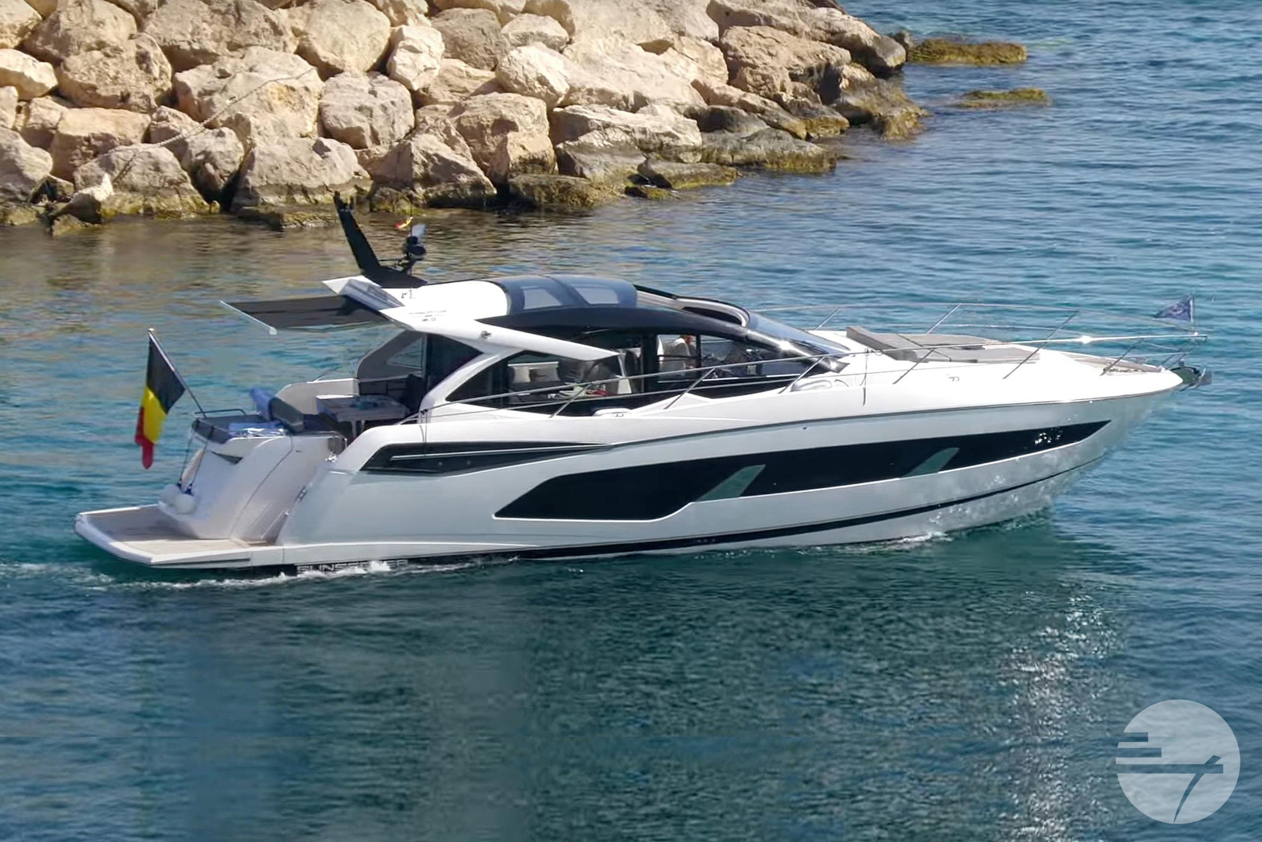 Sunseeker Predator 55 EVO