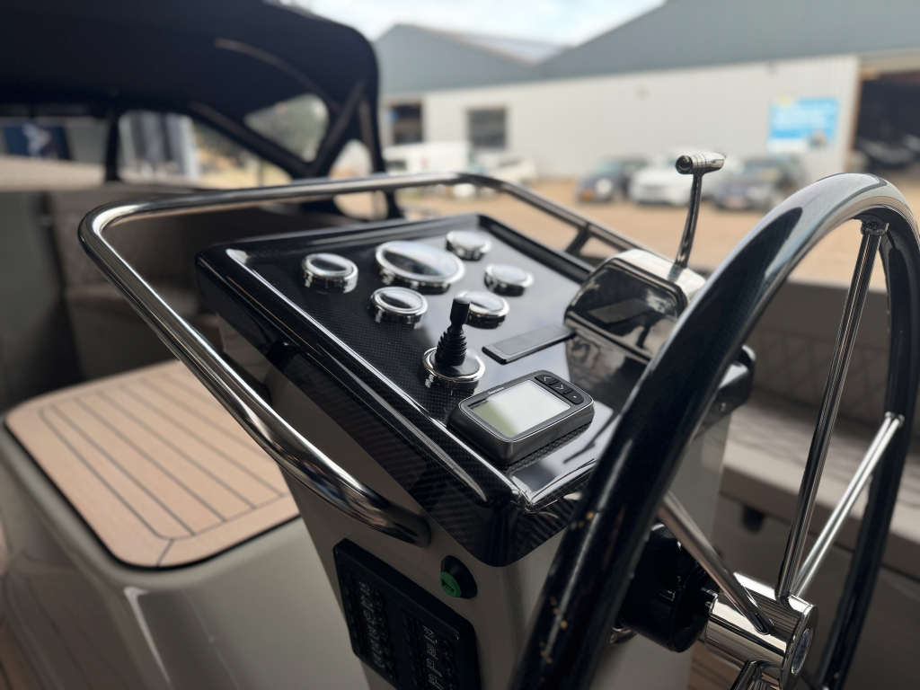 Waterspoor 717 Aviator | Vetus diesel   — foto 29 van 31