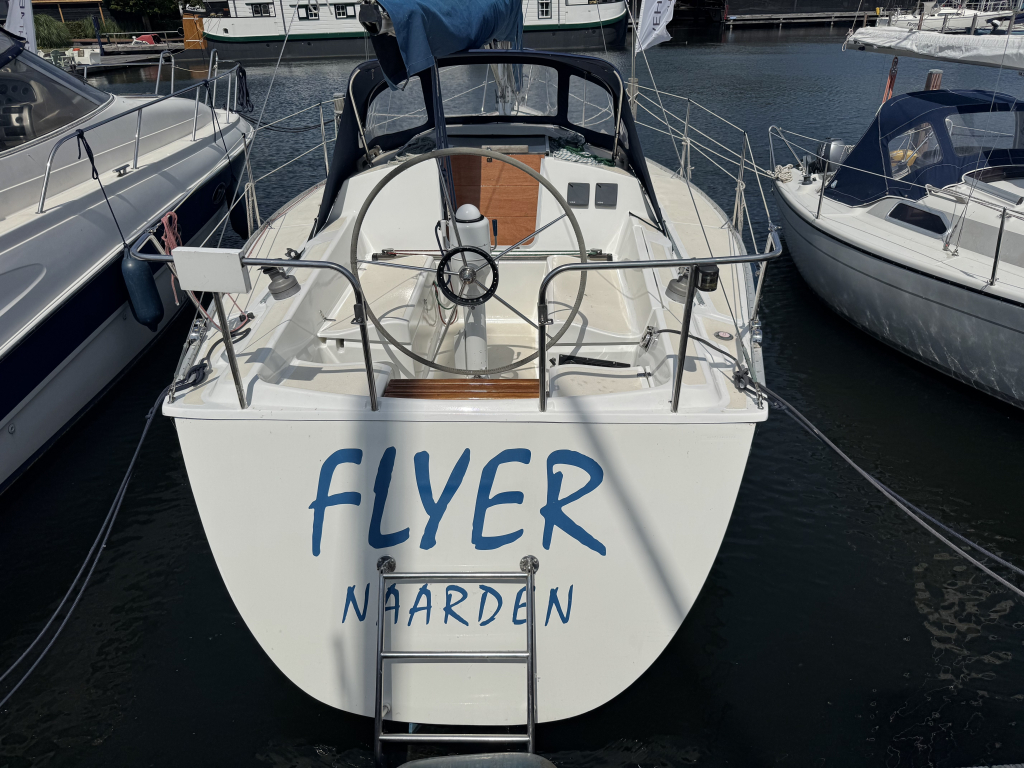 Hunter 28.5 — foto 4 van 44