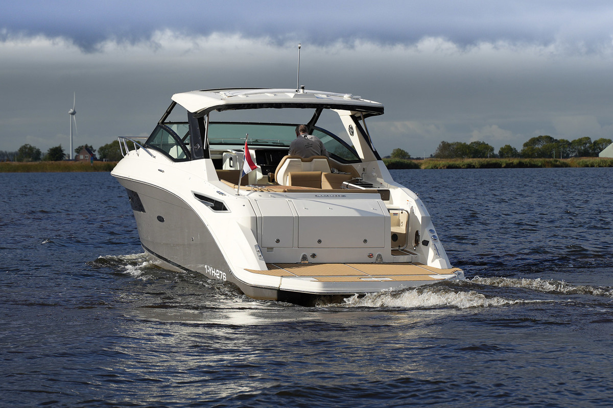 Sea Ray Sundancer 320 — foto 12 van 80
