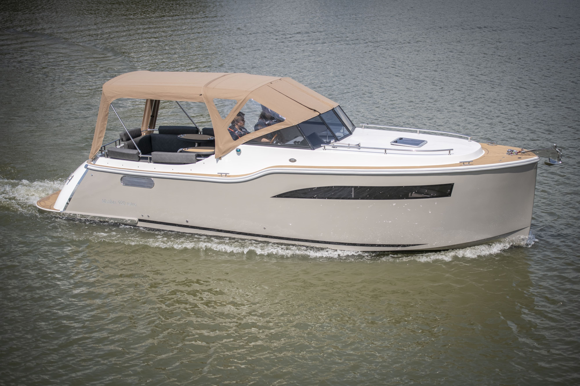 Maxima Boats 920 retro Cabin — foto 3 van 14