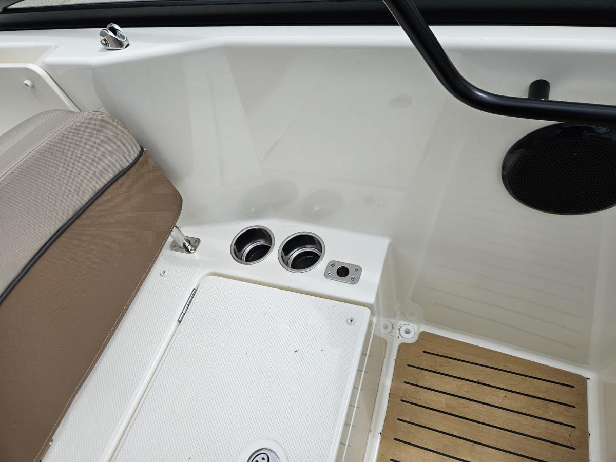 Quicksilver 675 Activ Cruiser — foto 37 van 41