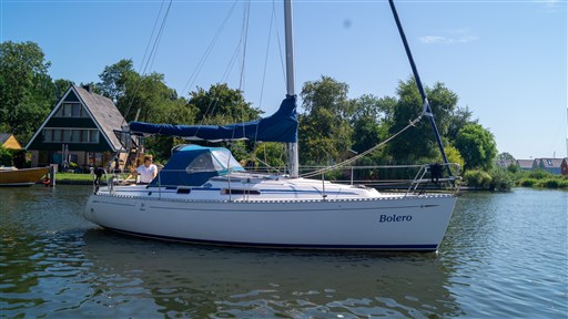Dufour Yachts 30 Classic (2001) — foto 5 van 12