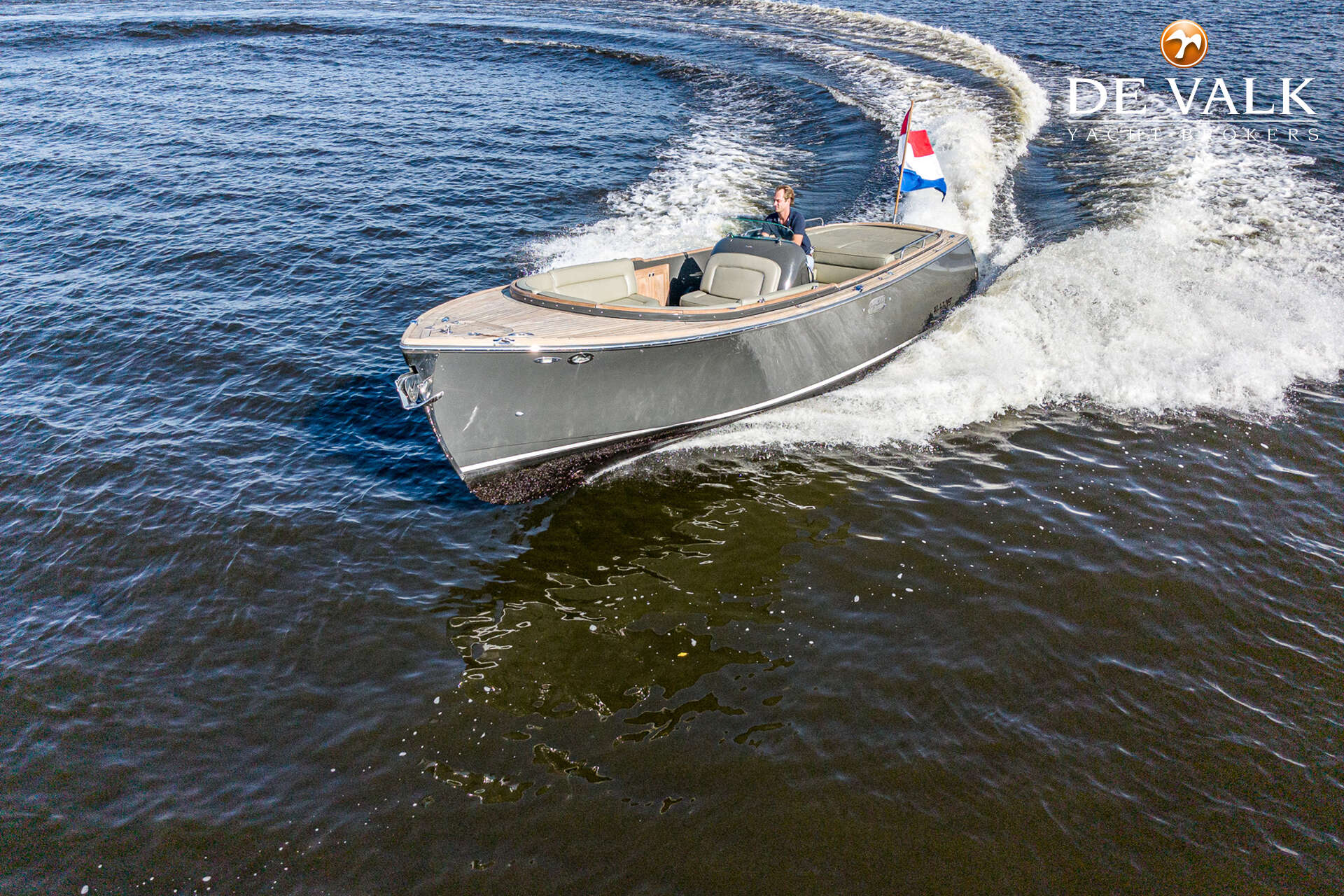 Long Island 28 Sportsman — foto 12 van 36