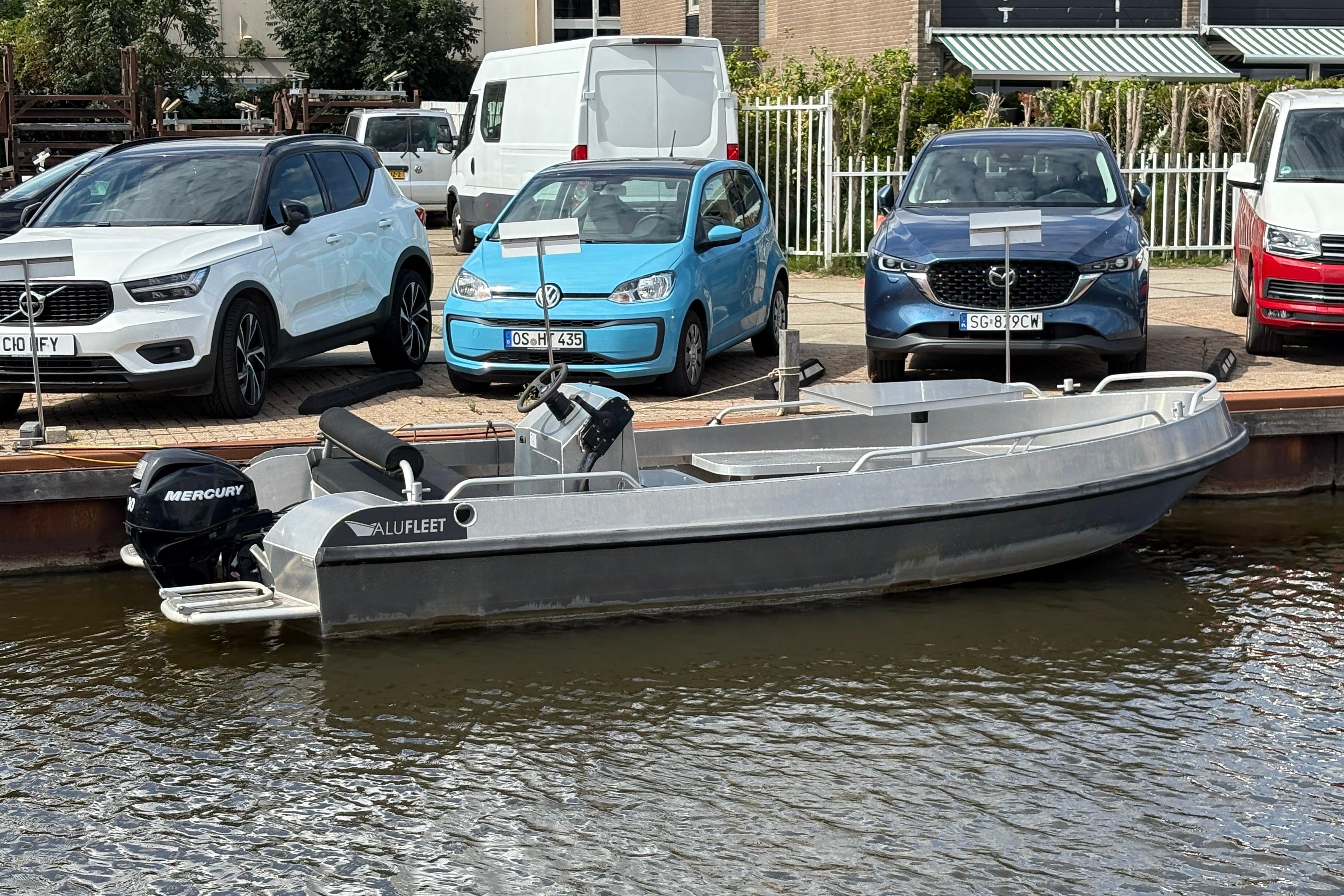 Alufleet tourer 555 — foto 19 van 20