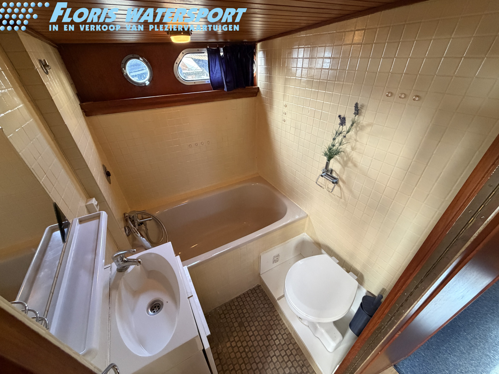 Valk kruiser 1200 — foto 19 van 21