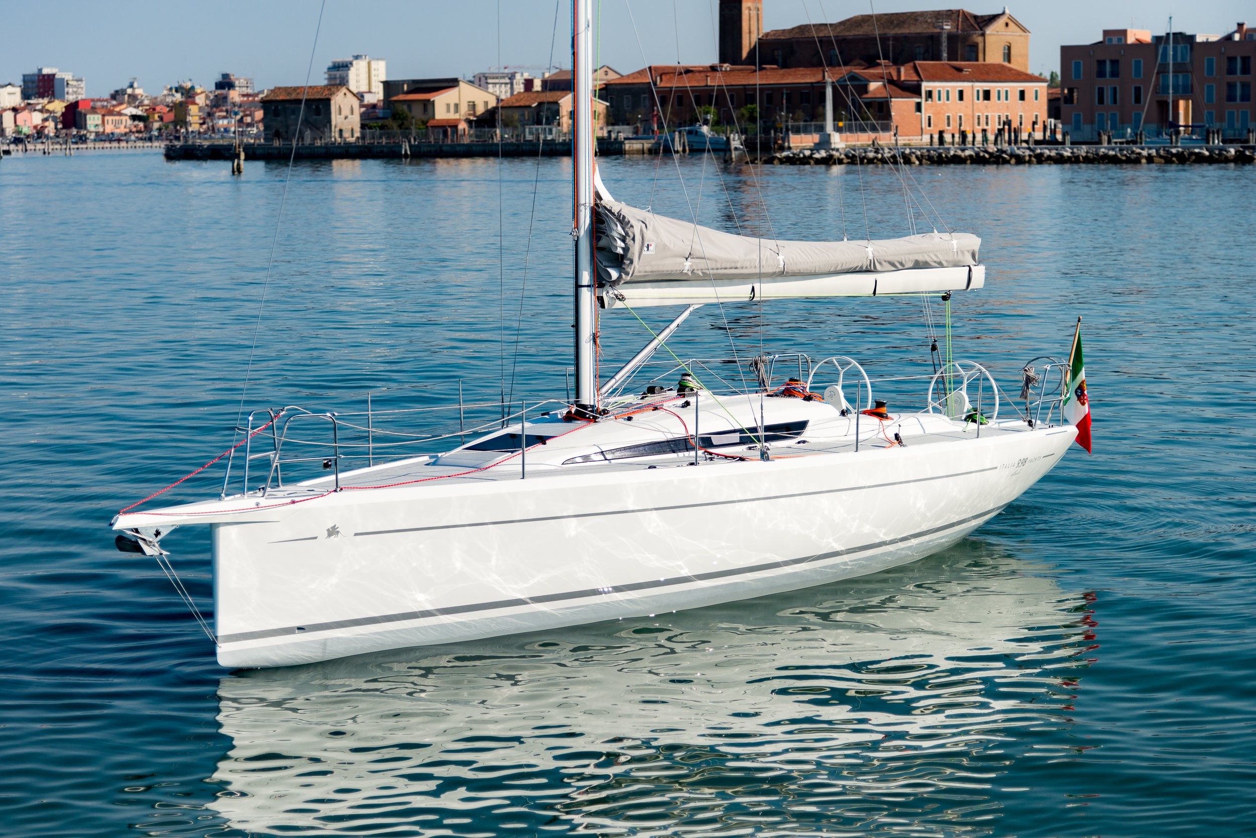 Italia Yachts Bellissima — foto 2 van 7
