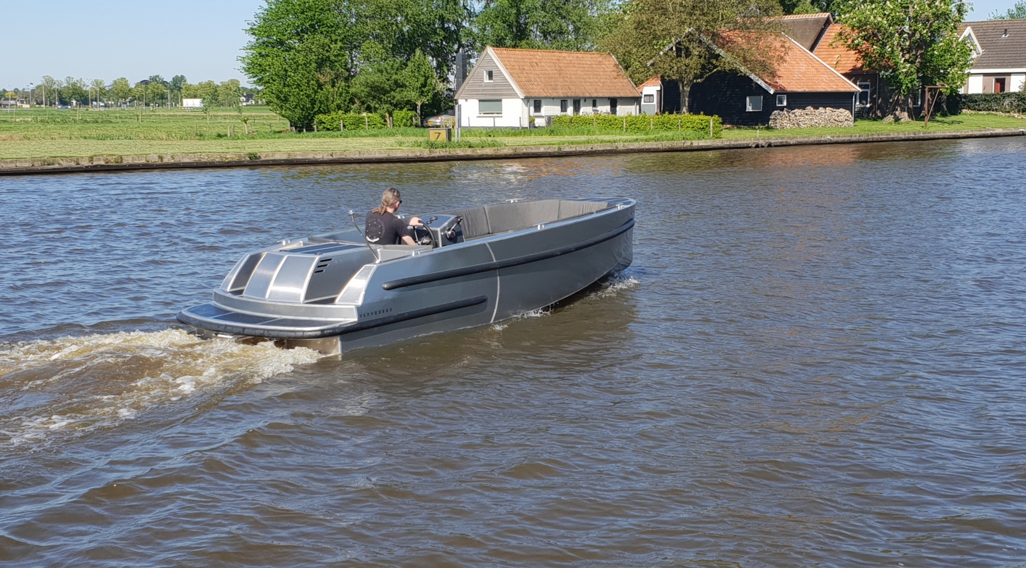 Van Vossen VanVossen Tender 650 (sport) — foto 9 van 15