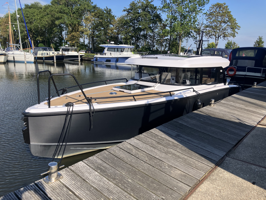 XO EXPLR 10S+ — foto 1 van 2