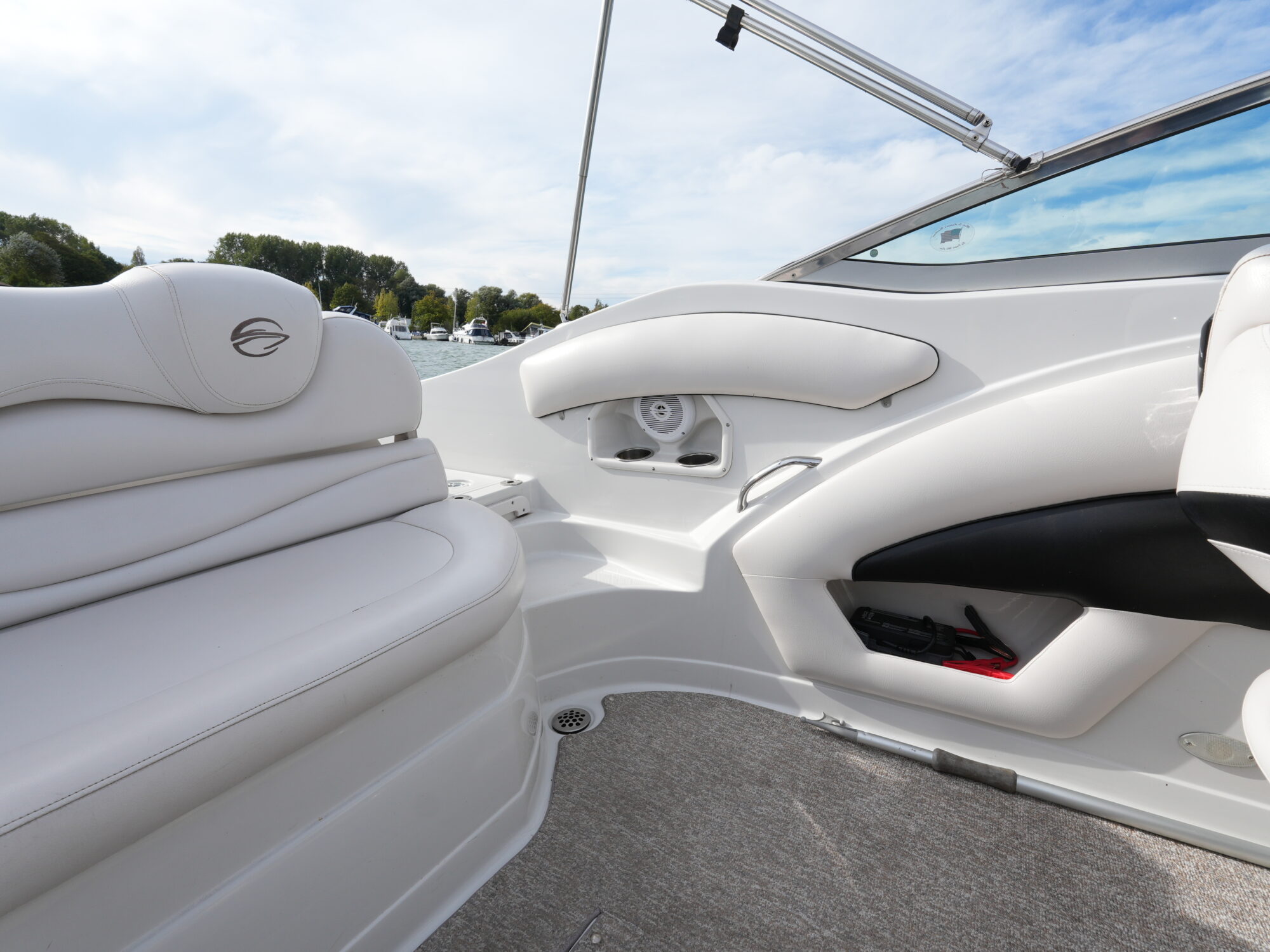 Crownline 265 SS — foto 7 van 30