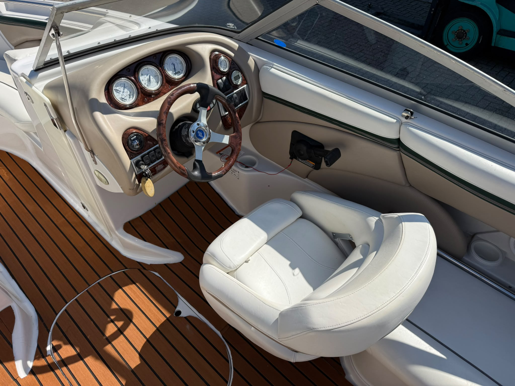 Four Winns Horizon 210 — foto 9 van 21