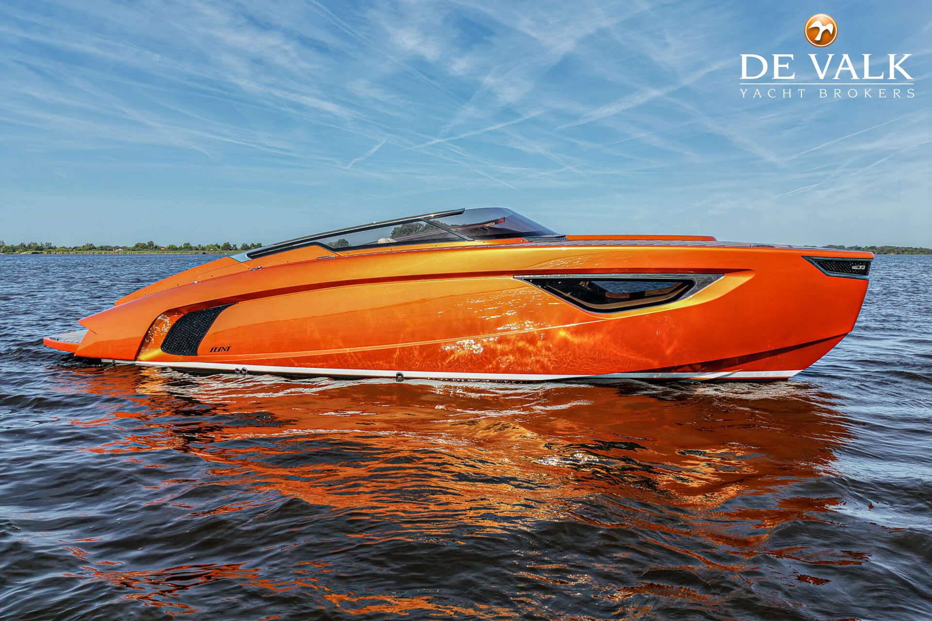 Flynt 32 Centura — foto 1 van 38