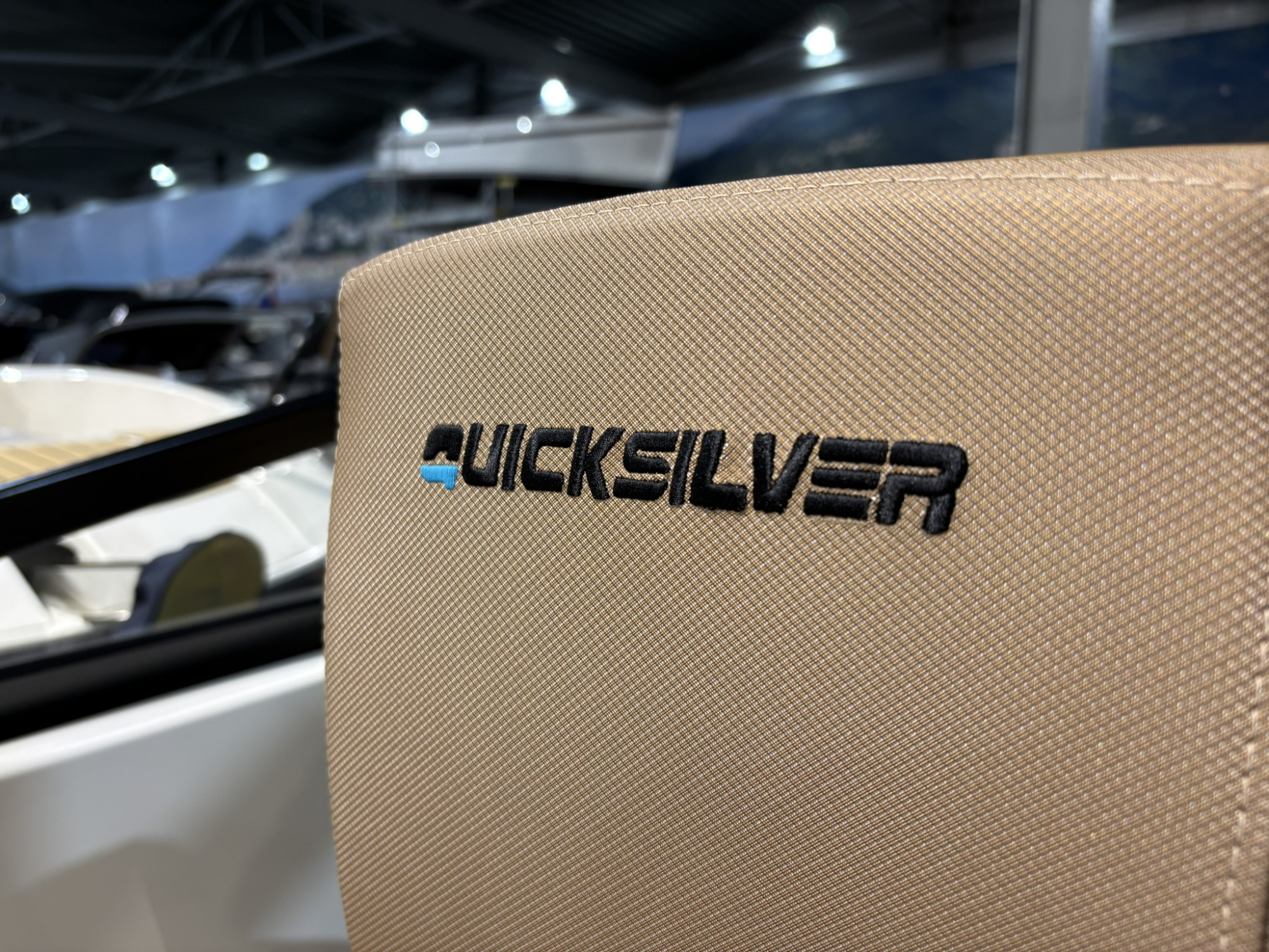Quicksilver 605 Bowrider met Mercury 150 pk Racing — foto 8 van 11