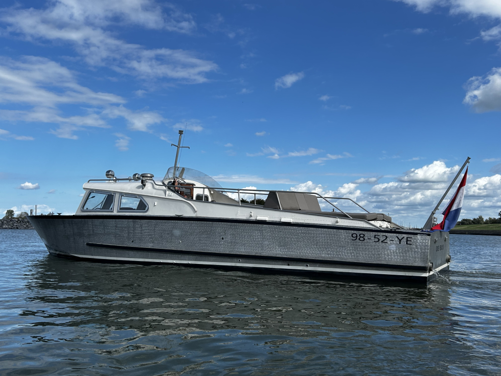 Patrouille vaartuig 1100 Met ruim zonnedek! — foto 8 van 54