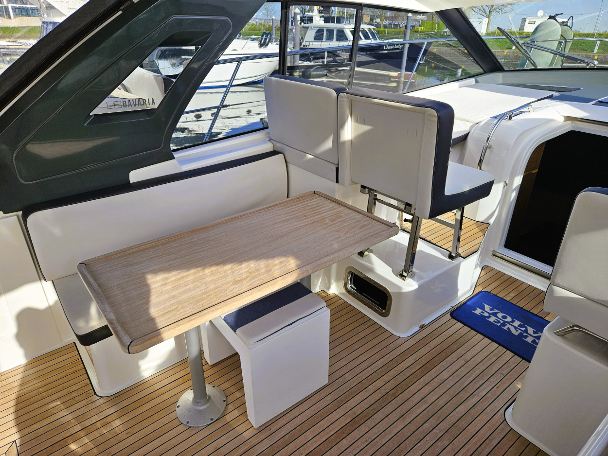 Bavaria S40 HT — foto 15 van 52