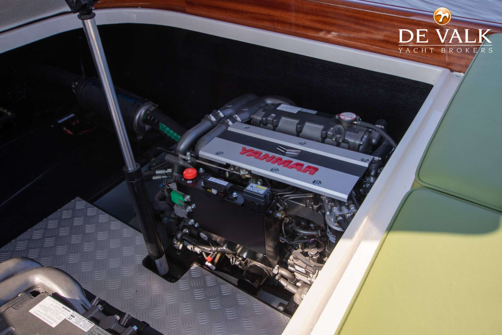 Brandaris Barkas 900 Hybrid - 5Kw — foto 36 van 37