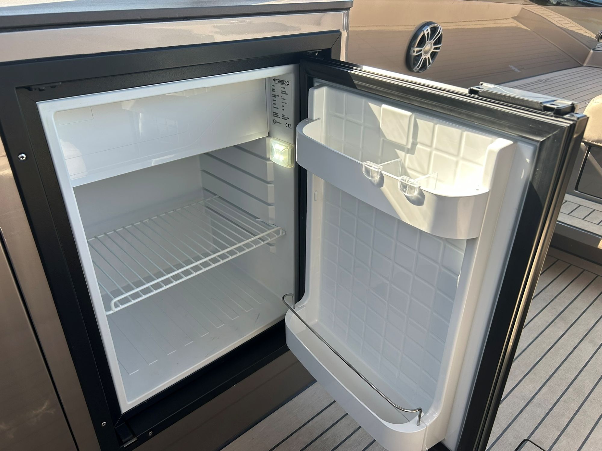Sichterman T38 met Volvo Penta D4-300 DPI — foto 12 van 24
