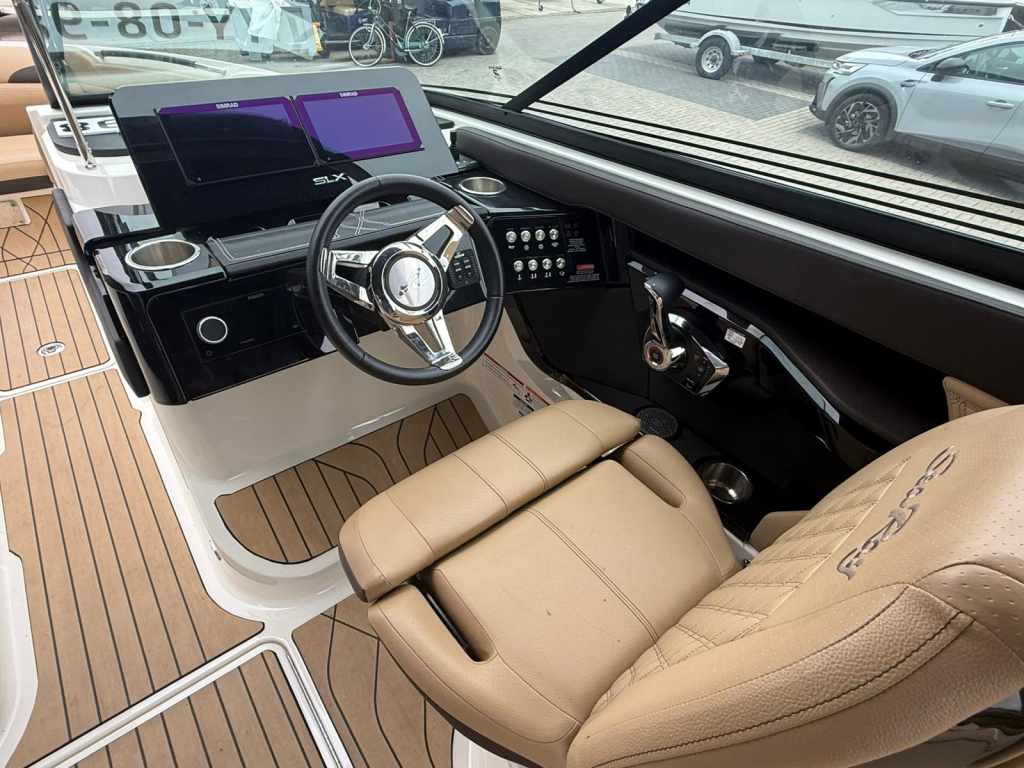 Sea Ray SLX 260 — foto 21 van 35