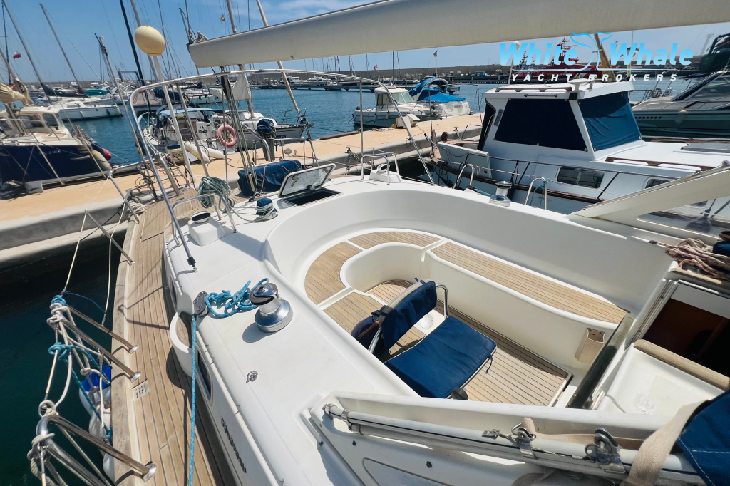 Beneteau Oceanis 42 CC — foto 15 van 45