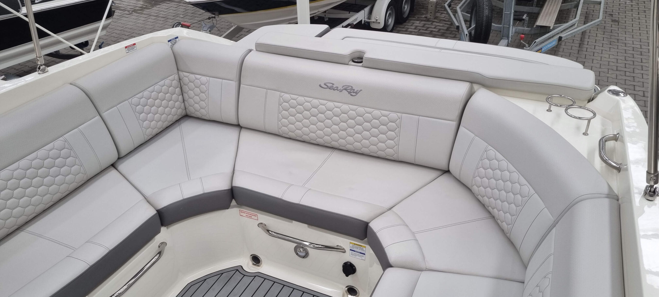 Sea Ray Sun Sport 250 — foto 8 van 11