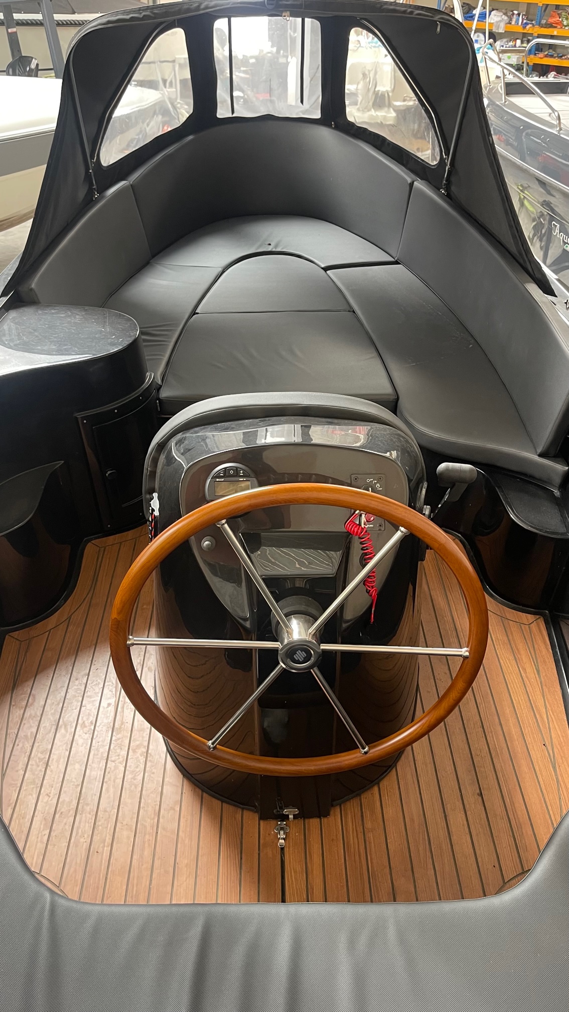 Escape 650 — foto 4 van 10