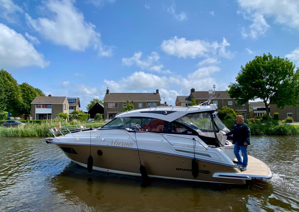 Grandezza 34 OC – 2024 | Volvo Penta D6-380 DPI | Full Options | < 200 vaaruren — foto 7 van 29