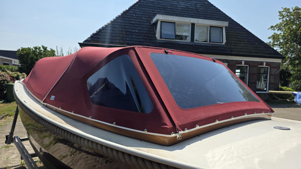 Stalen vlet / sloep — foto 2 van 17