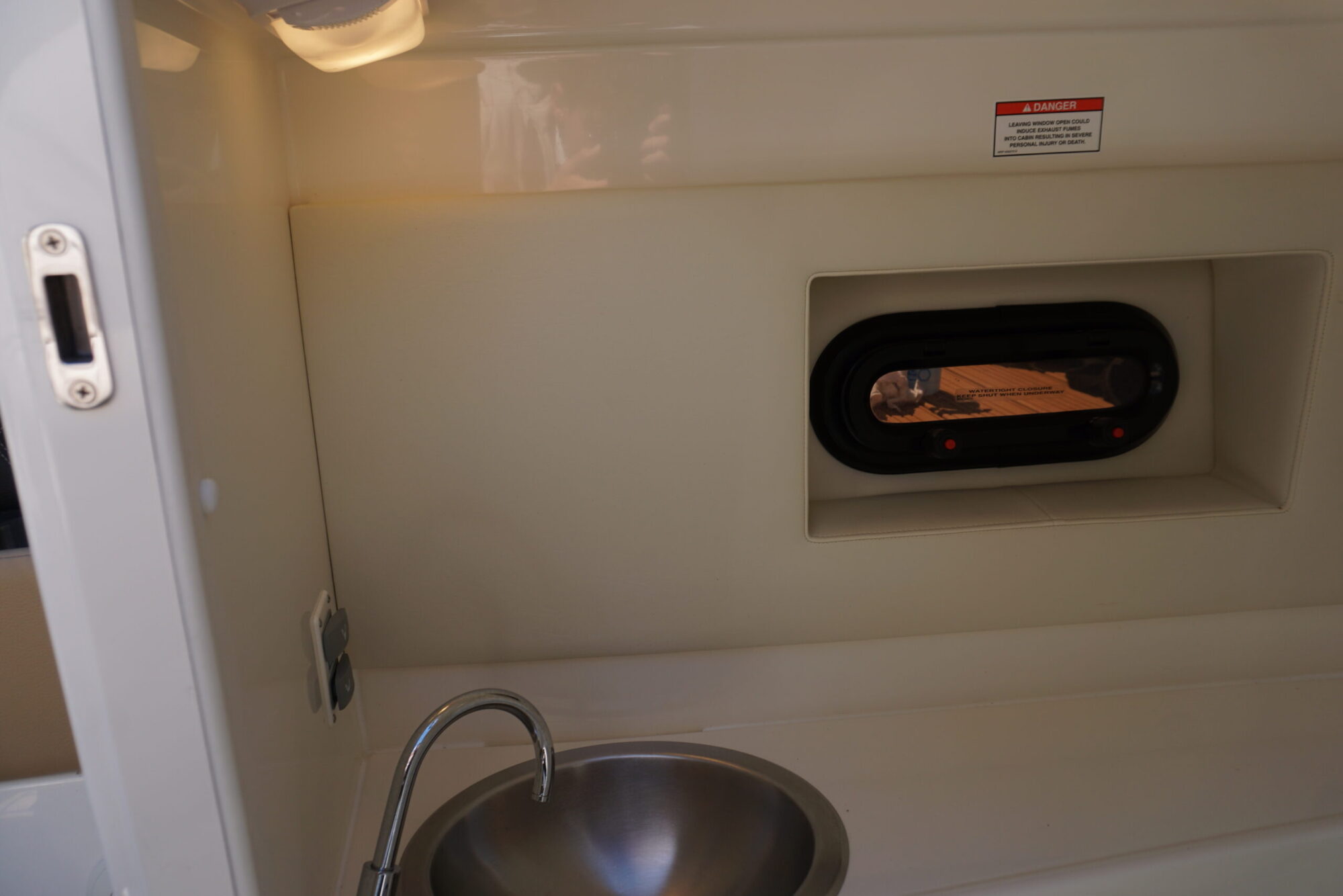 Sea Ray 250 SLX — foto 22 van 33