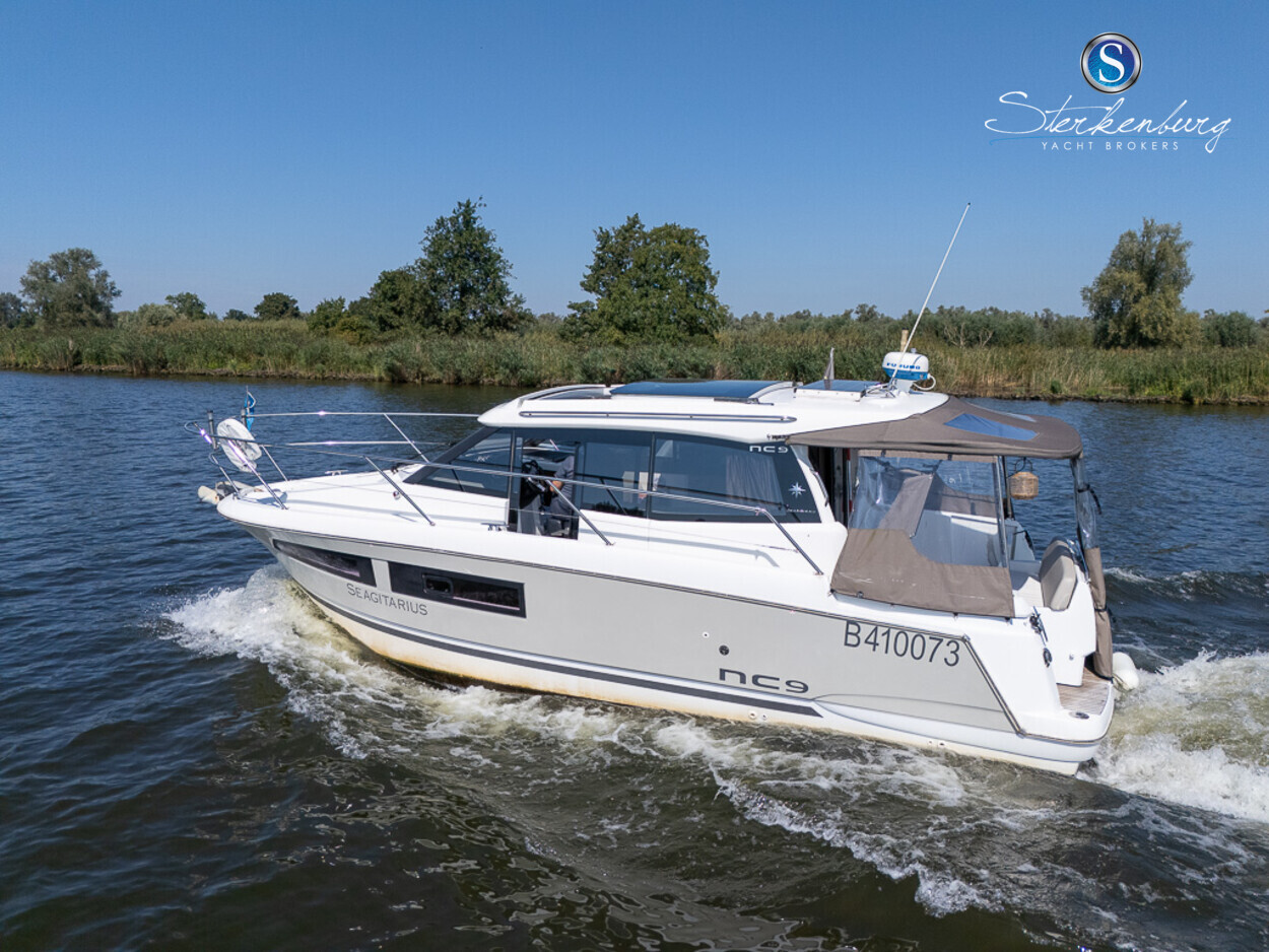 Jeanneau NC 9 — foto 1 van 40