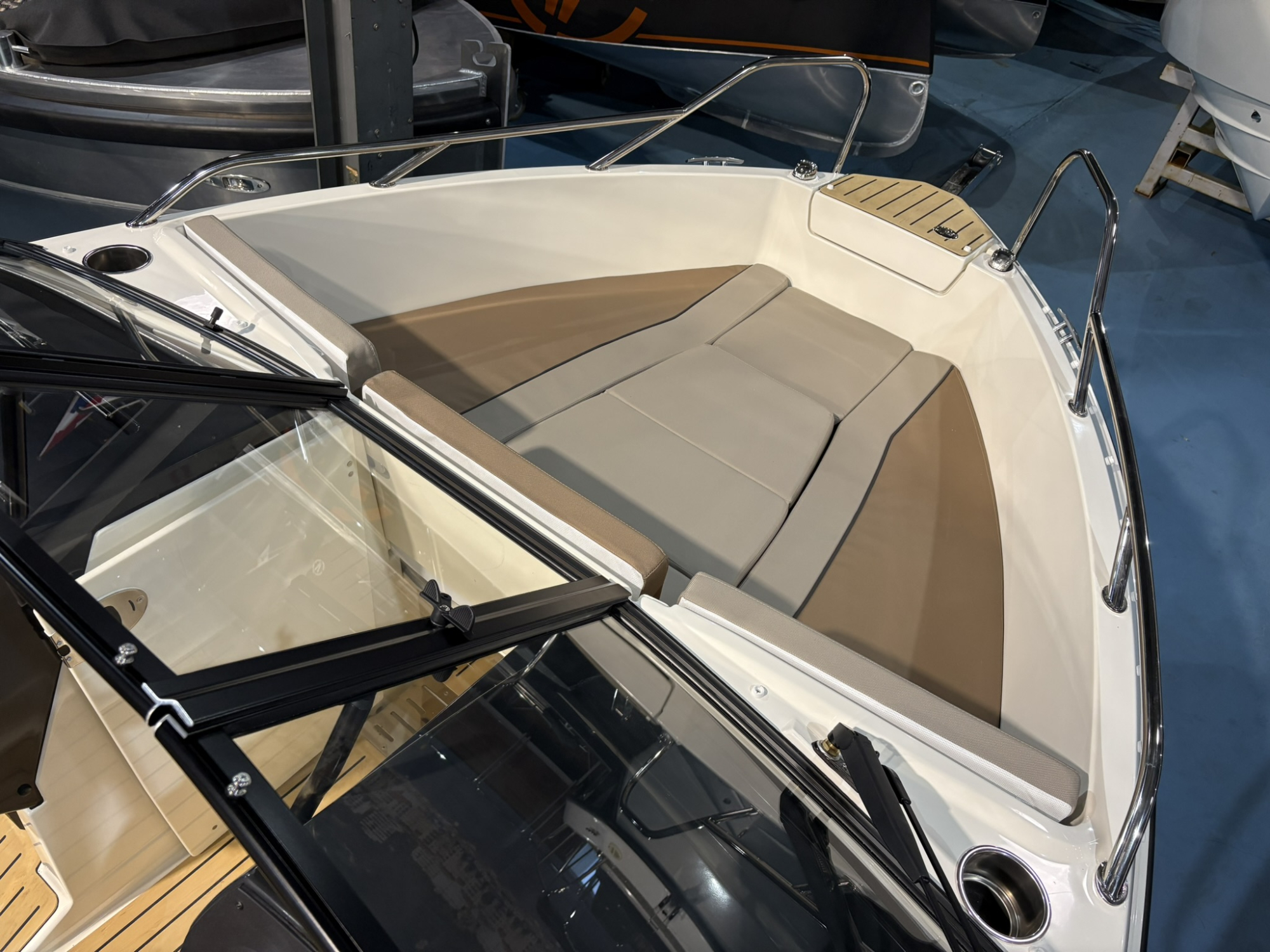 Quicksilver 605 Bowrider met Mercury 150 pk Racing — foto 7 van 11