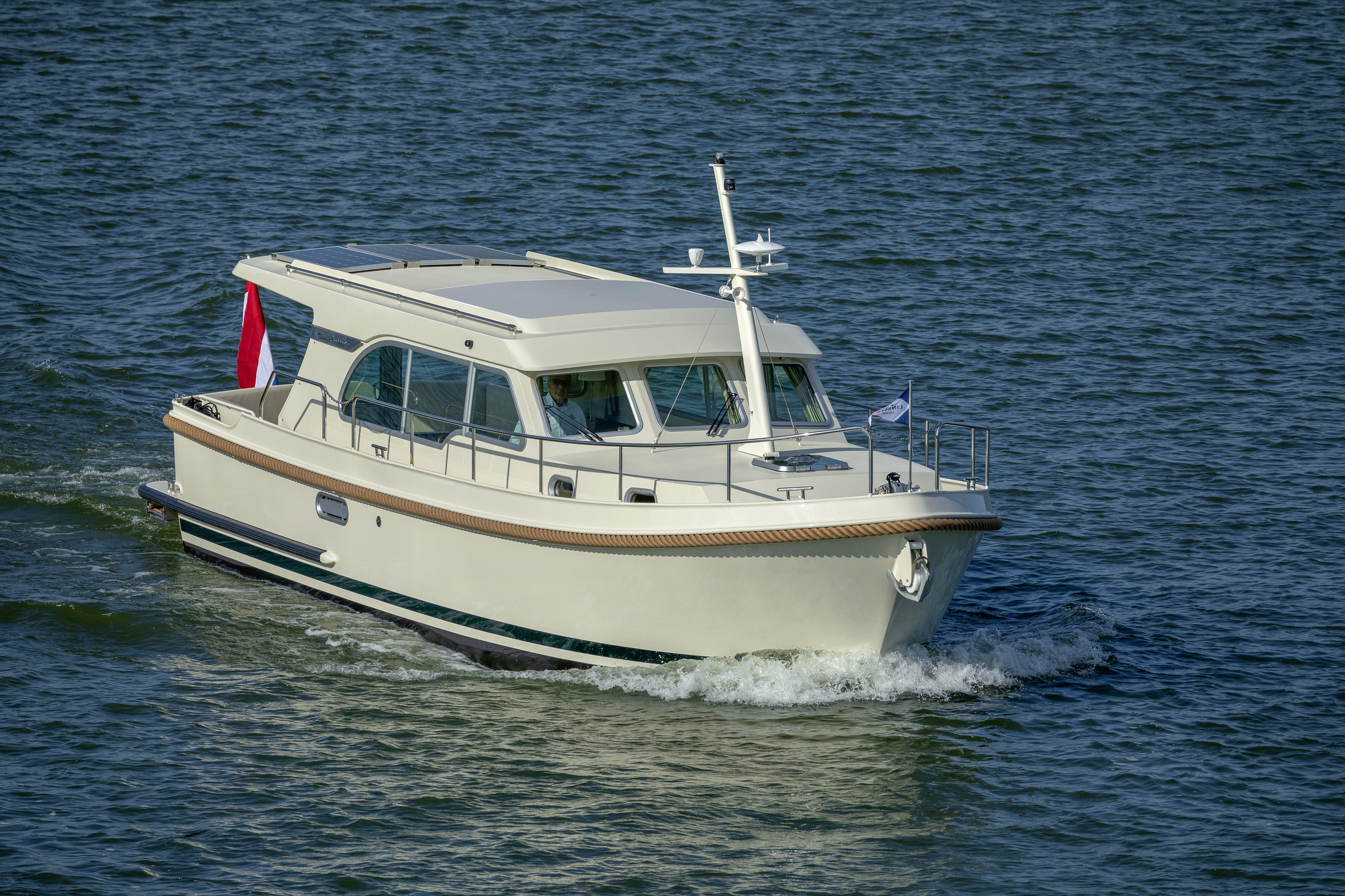 Linssen Grand Sturdy 35.0 Sedan INTERO — foto 3 van 34