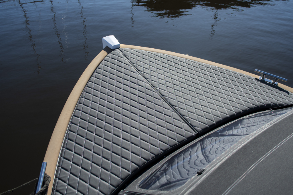 Waterspoor 717 Outboard | Luxe tender | Vanaf €45.950,- — foto 14 van 16