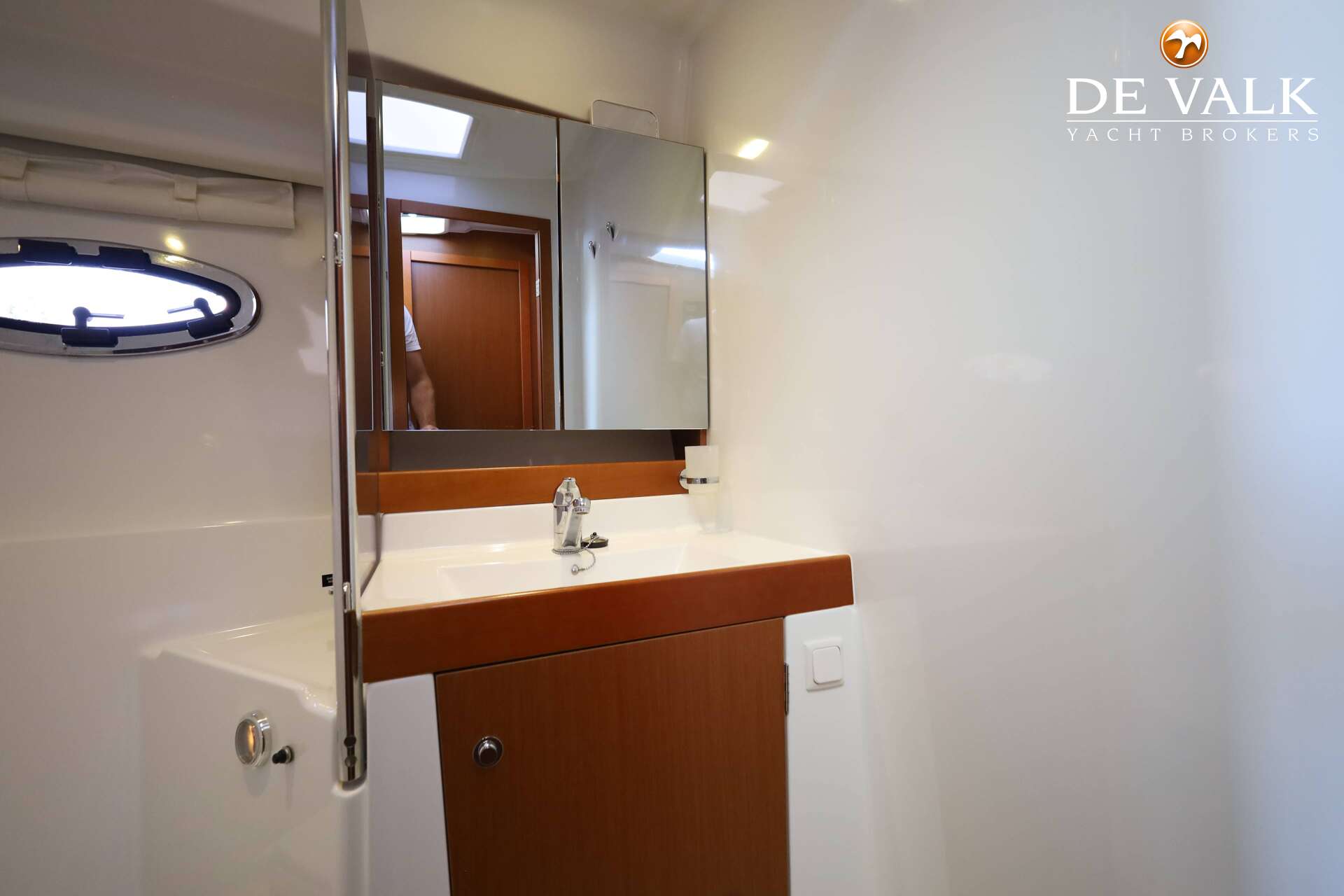 Beneteau Antares 36 — foto 35 van 39