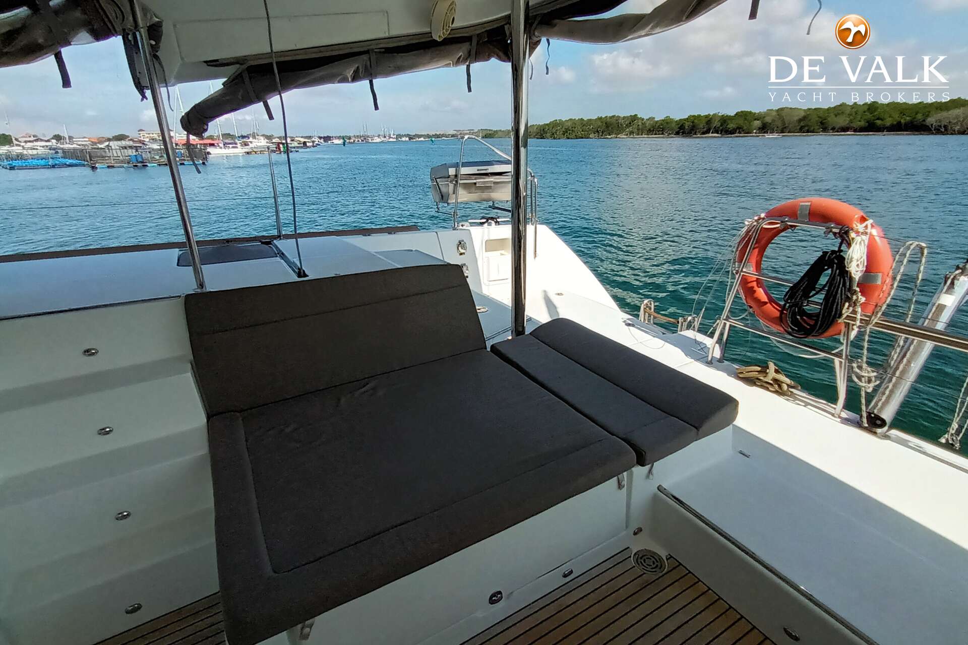 Lagoon 450 — foto 6 van 33