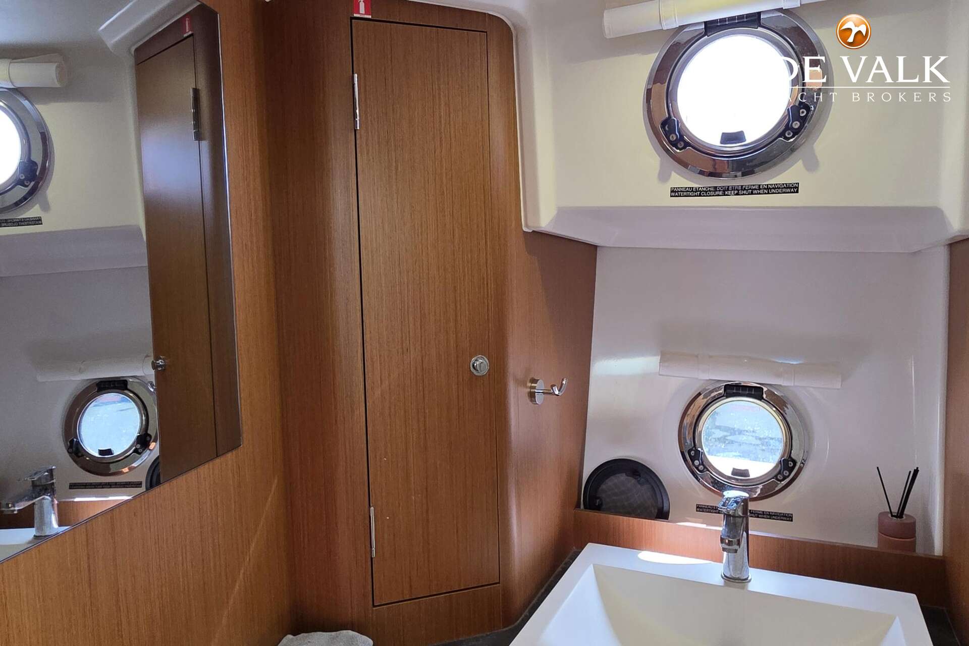 Beneteau Swift Trawler 35 — foto 35 van 43