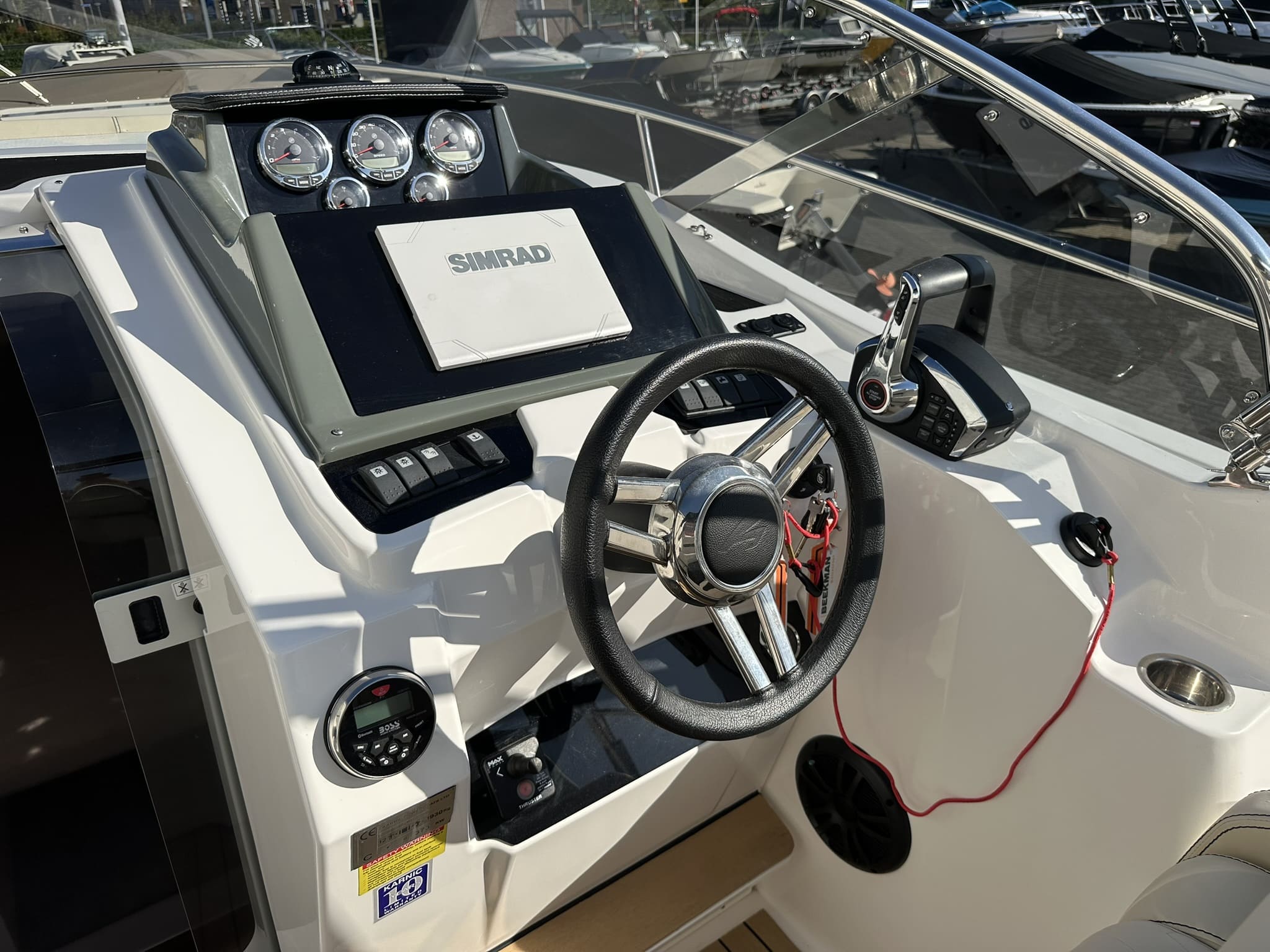 Karnic SL800 Walkaround — foto 20 van 40
