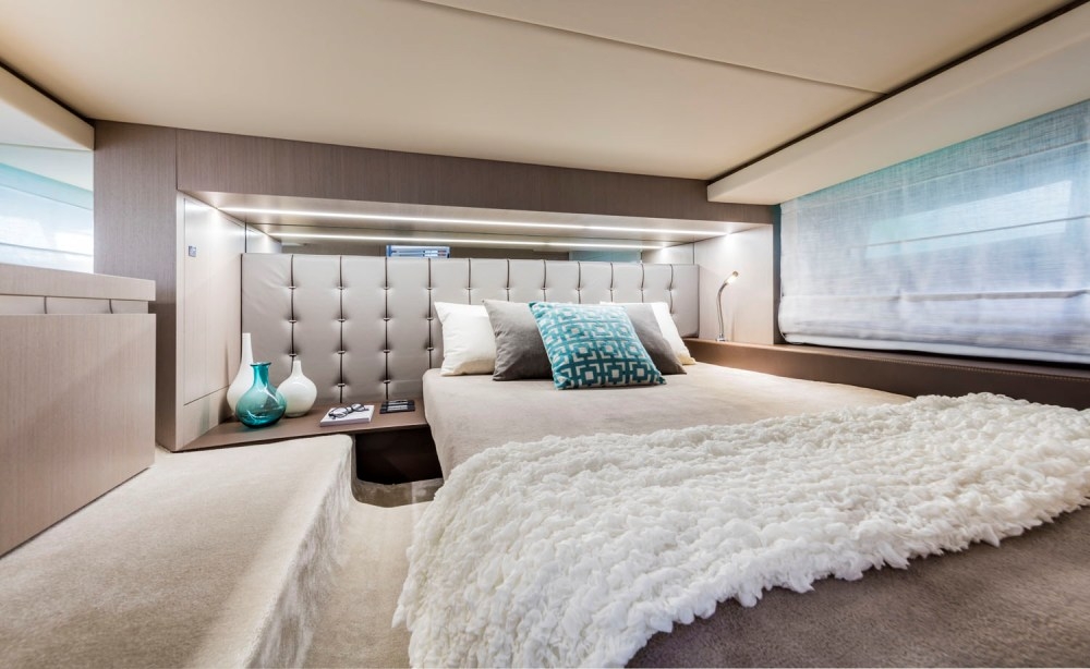 Invictus yachts Invictus 370 GT — foto 14 van 25