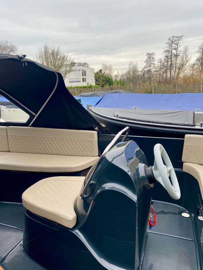Oud Huijzer 600 Tender — foto 7 van 16