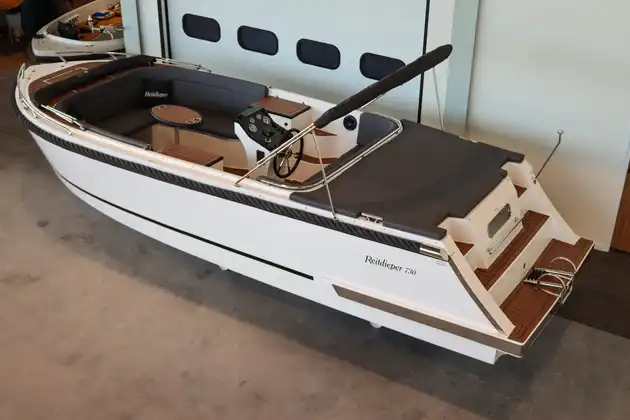 Reitdieper 730 Tender — foto 3 van 12